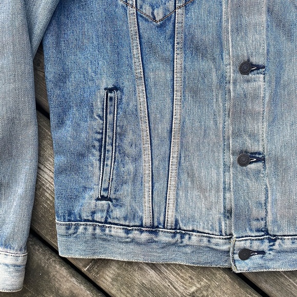 Levi’s Trucker Jean Jacket - Picture 6 of 13